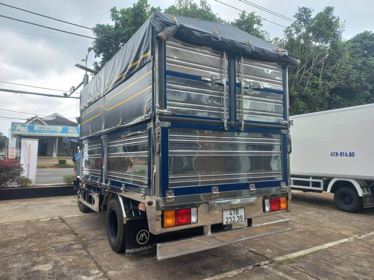 hyundai-n500a-thung-bat (4)